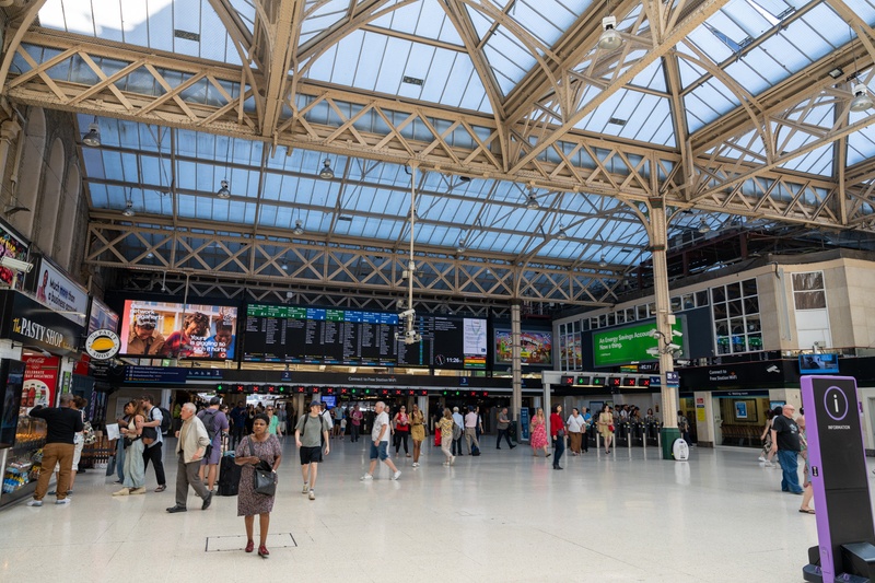 charing cross4